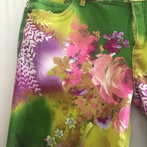 Hot Swag pants - Picture 2 of 4